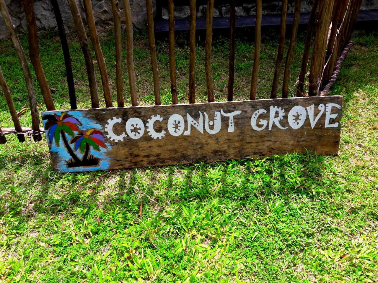 Hotel Coconut Grove - Midigama East Exterior foto